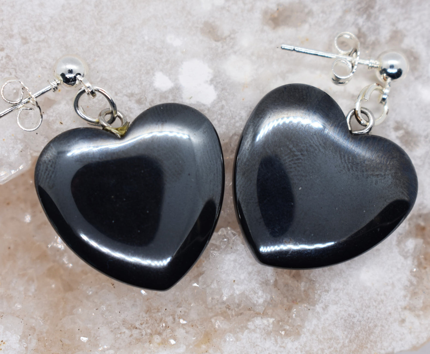 Oorbellen Hematiet Hartjes groot